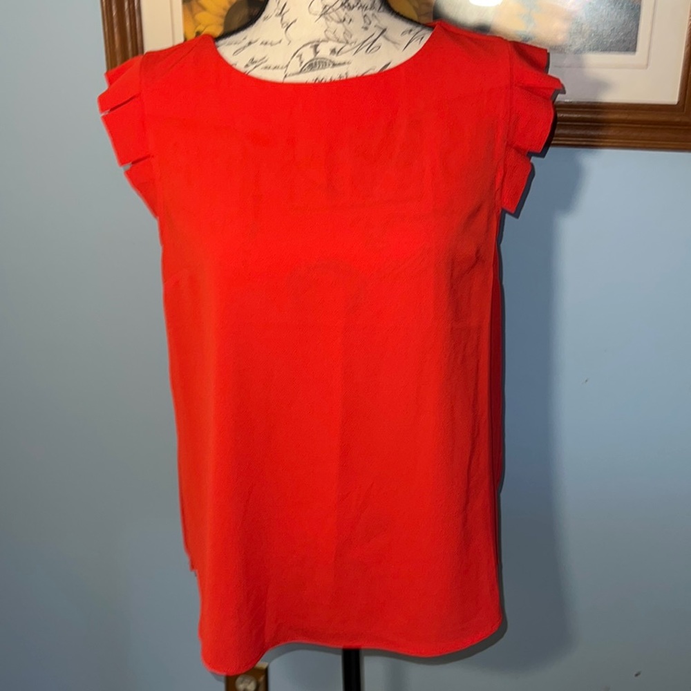 MONTEAU RED TOP WITH Pleat  SLEEVE DETAIL new! Sexy medium